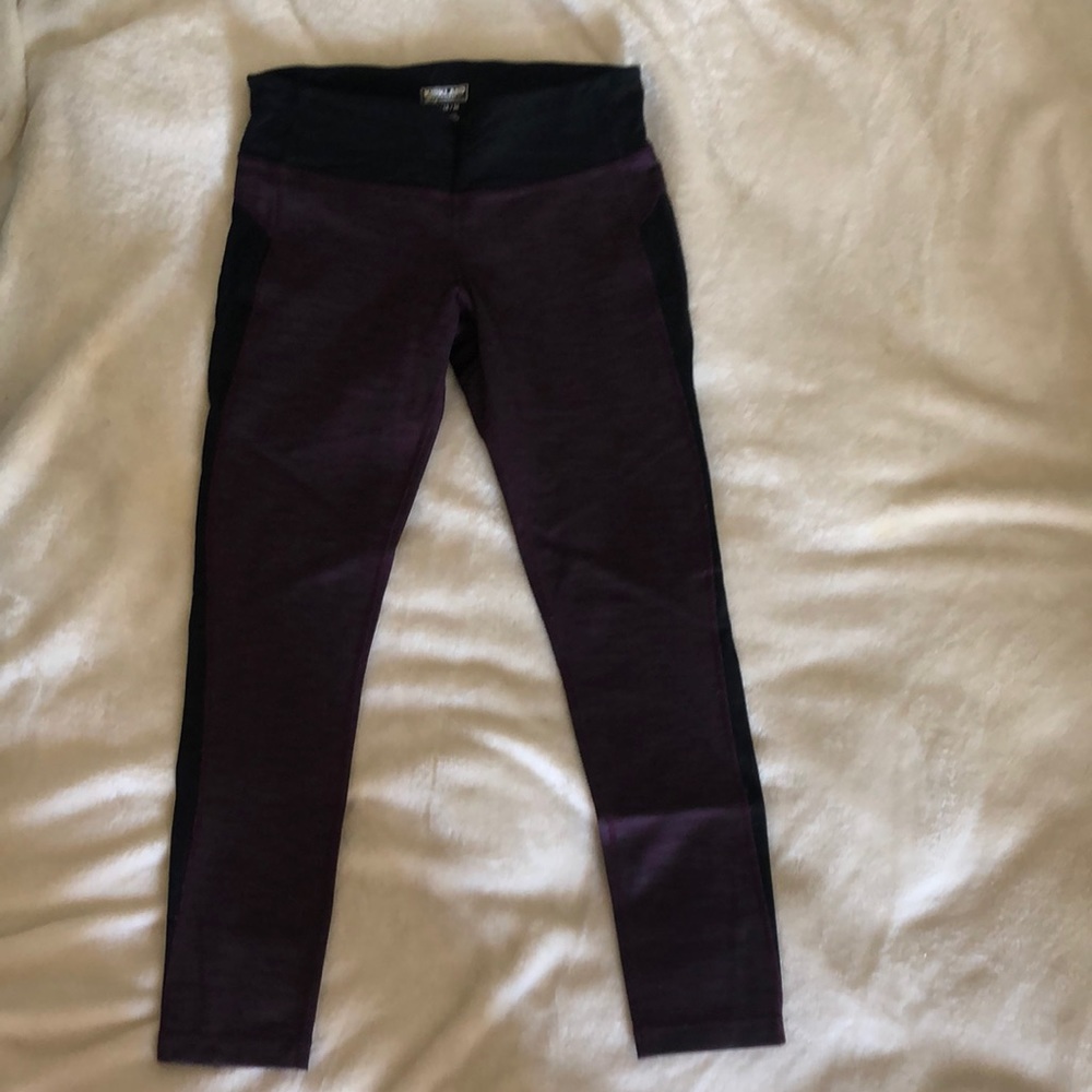 Workout pants in good condition. only worn once.